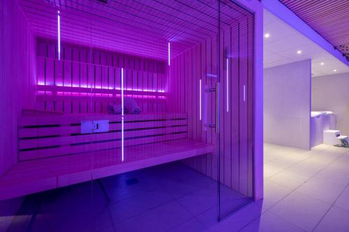 Szauna, ATHOME RESIDENCE ET SPA in La Rochelle
