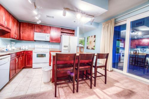 8th FLOOR!Wrap Around Balcony With Ocean Views - Amenities and Location - image 5