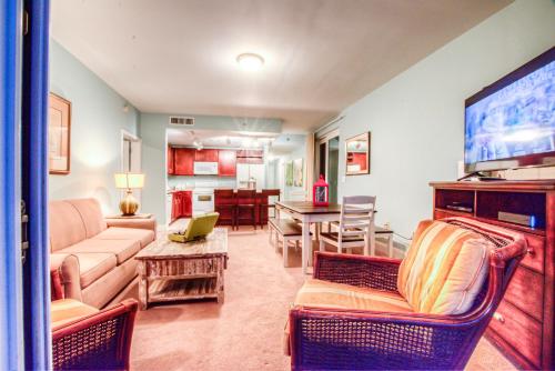 8th FLOOR!Wrap Around Balcony With Ocean Views - Amenities and Location - image 7