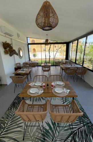 Hotel L'Escale Cote Port - 식음료(F&B)