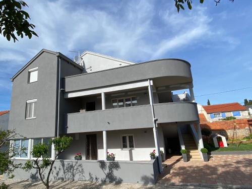 Apartments Nada - image 6