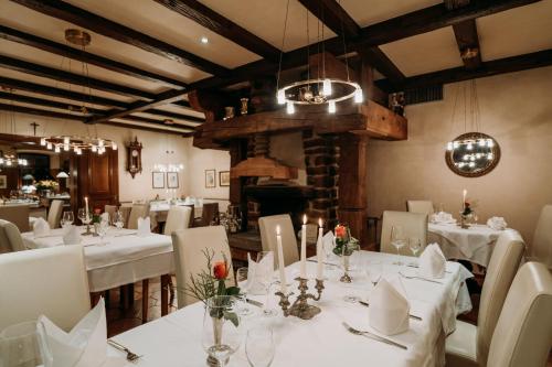 餐廳, Fränkischer Gasthof-Hotel zum Koppen (Frankischer Gasthof-Hotel zum Koppen) in 格明登