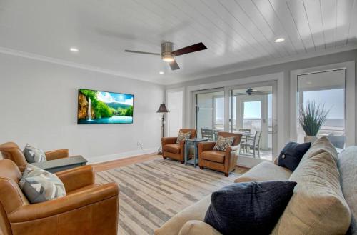 32 Beach Club Villa - main image
