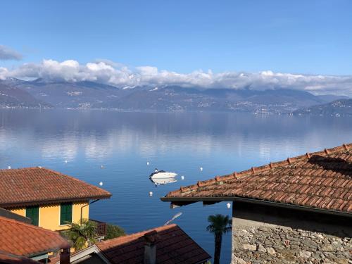  Apartment Italian Charm, Unterkunft in Ghiffa