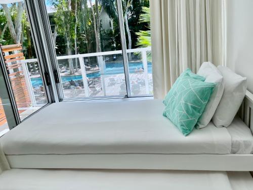 Imagine Drift Resort - Large Luxury Family Apartment