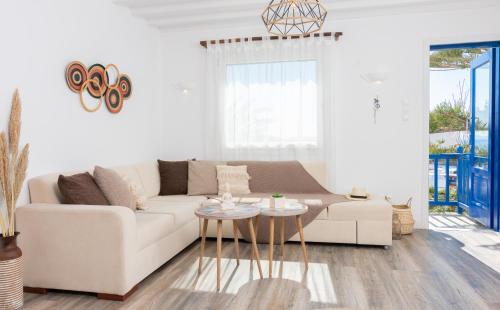 Whitelist Loft in Mykonos Town 3
