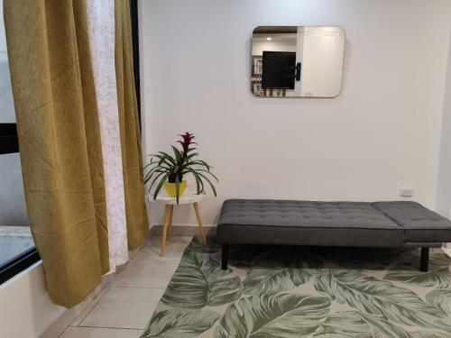 One-Bedroom Apartment image 9