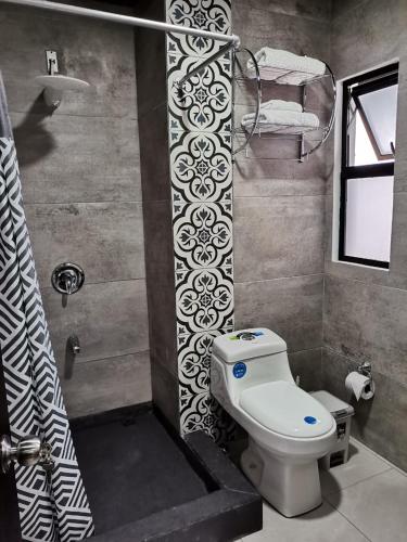 One-Bedroom Apartment image 5