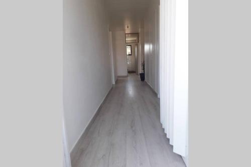Grand appartement avec jardin Soulac centre du samedi au samedi