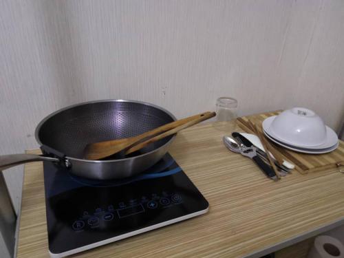 Mini Studio, next to LRT MRT near Bear Paw Sri Petaling