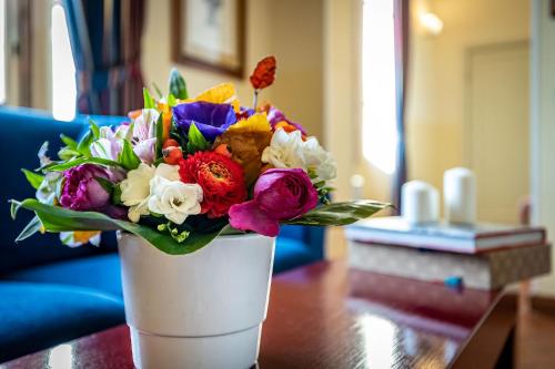 Palazzo Gamba Luxury Apartments - image 12