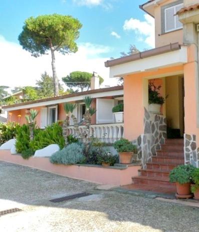  Villa D Apartments in Marino