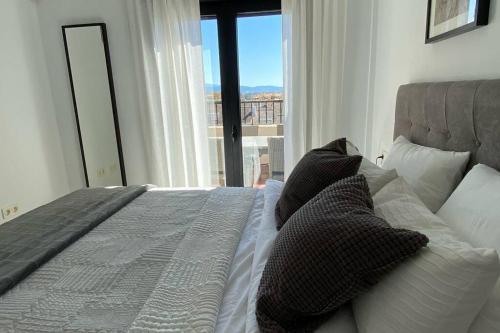 Penthouse with sea views in Marbella