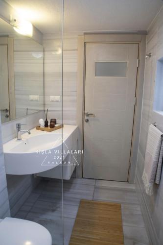 KISLA VILLALARI Villa Ayva ve Villa Badem