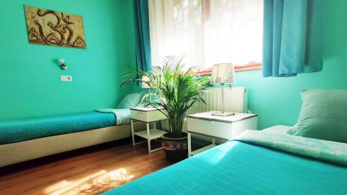 Shantee House - image 7