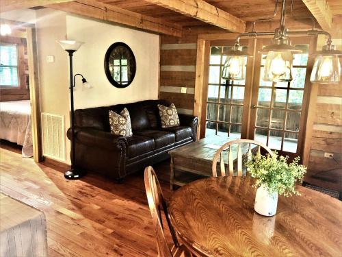 Get N Lucky cabin - image 8