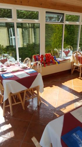 Їжа та напої, Riverwalk House B&B in Огтерард