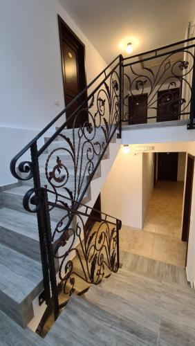 Pensiunea Mădălina - image 7