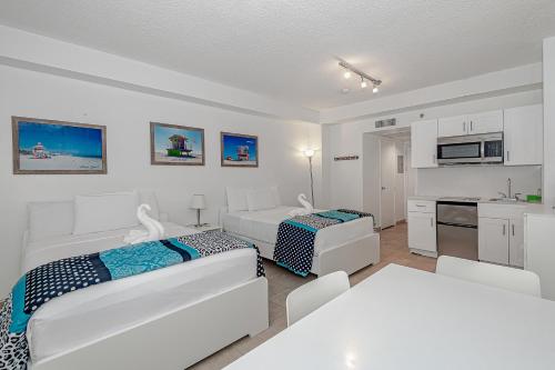 Beach Front Studio Miami Beach - image 10