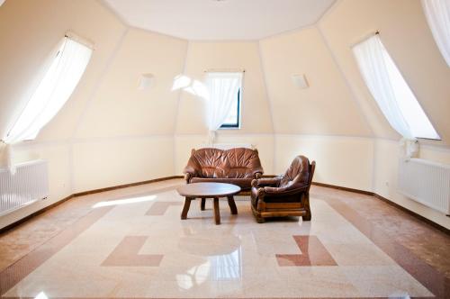 Зручності, Hotel Olenka in Жудловіц
