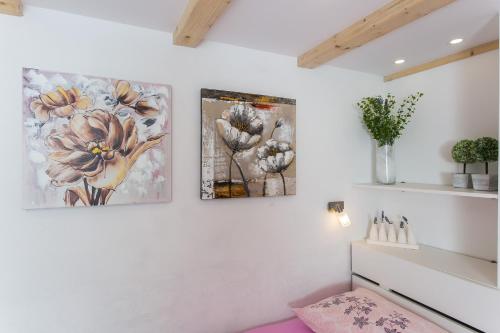Lavender Room - image 2