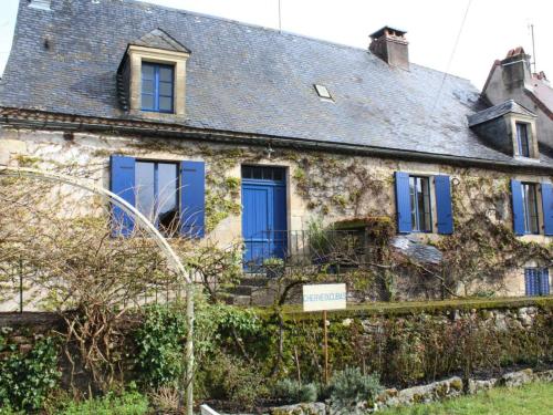 Gîte Cherveix-Cubas, 4 pièces, 6 personnes - FR-1-616-24 gîte à louer Lhomond