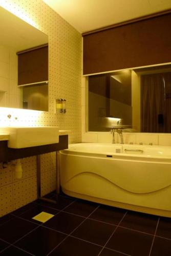Facilities, Hotel Austin Paradise in Tebrau