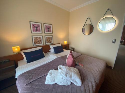 1 queen bed