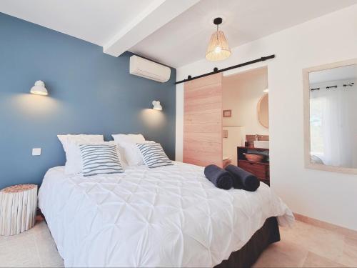 Double Room with Pool View