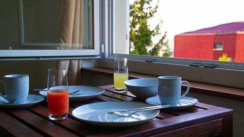  HELVETIA 2 Zimmer Apartment mit Parkplatz in Zürich