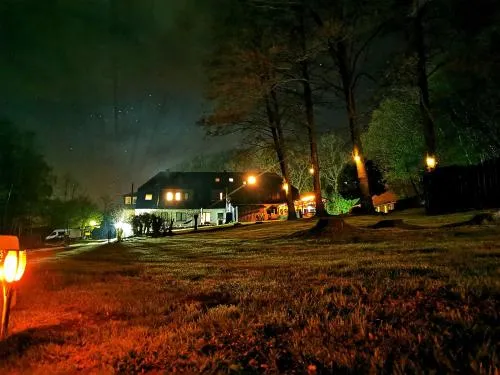 Selker Noor Apartments - 1,4 ha Naturpark, privater Terrasse, Bachlauf an der Selker Wassermühle in Schleswig, Deutschland