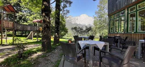 JUFA Hotel Grundlsee - image 9