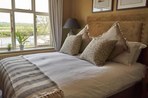 The Fleet Inn - image 2