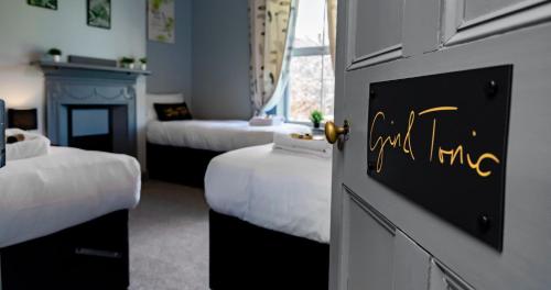 The Clifford Gathering York - Sleeps Up To 10 - image 8
