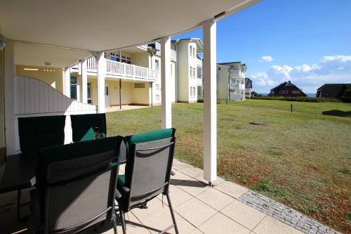 Terrasse, gratis Nutzung vom AHOI Erlebnisbad und Sauna in Sellin - Meeresblick FeWo 31, Göhren (photo 8)