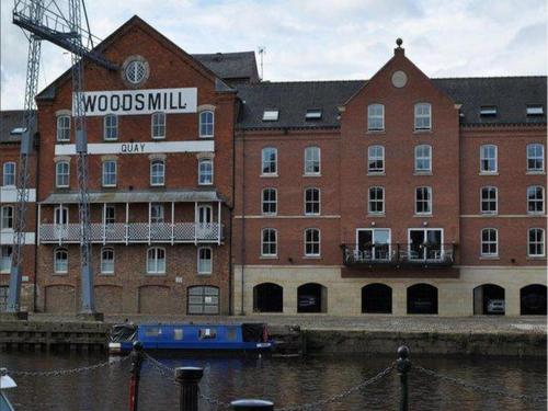 Woodsmill Quay Apartments - main image