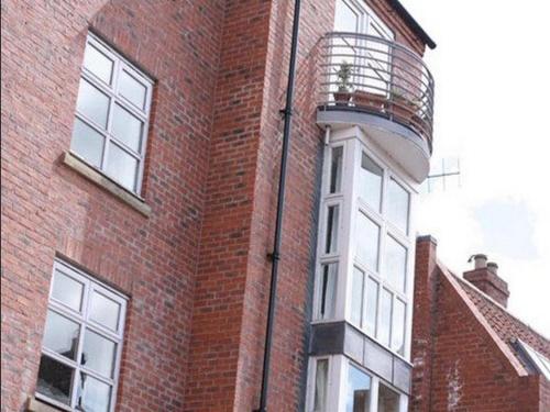 Woodsmill Quay Apartments - image 5