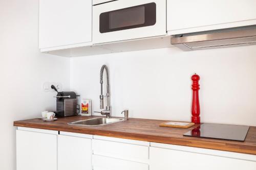 Superior Apartment image 2