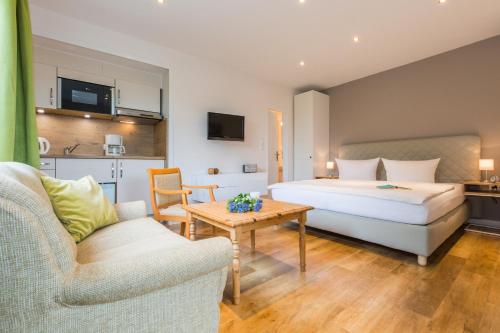 1 queen bed
