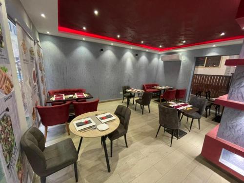 Restaurant, Cocktail and Dreams Hotel in Kpeshie