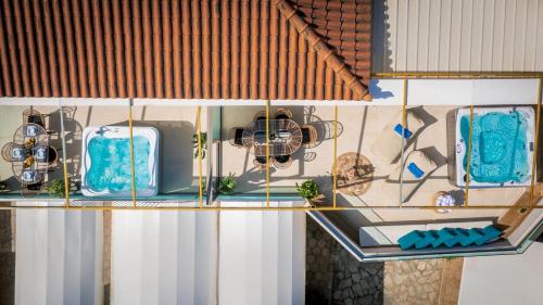 Aphrodite Studios & Suites - image 12
