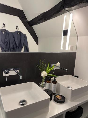 LOFFELMUHLE BOUTIQUE BED AND BREAKFAST 3.8km von Forst (Eifel) entfernt