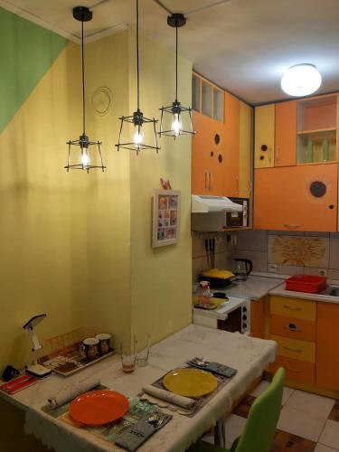 廚房, Apartment Adela in 波扎雷華茨