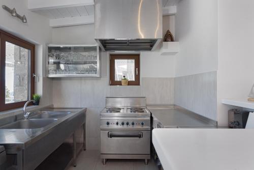 Villa Tzikides Aegina - image 4