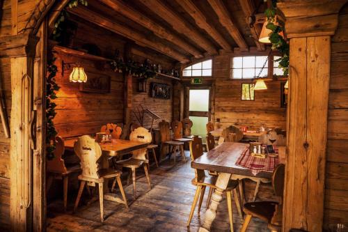 Étterem, Hotel Almwirt in Haar