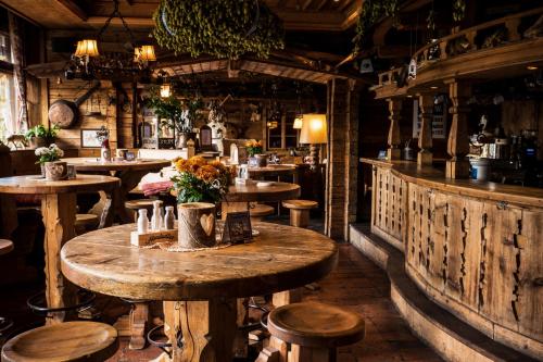 Étterem, Hotel Almwirt in Haar