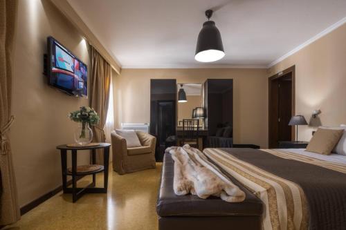 Centrale Venice Apartments - image 14