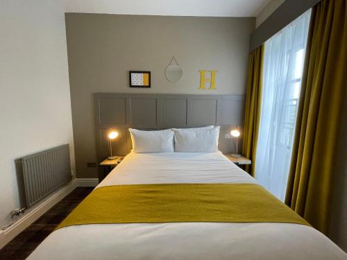 1 double bed