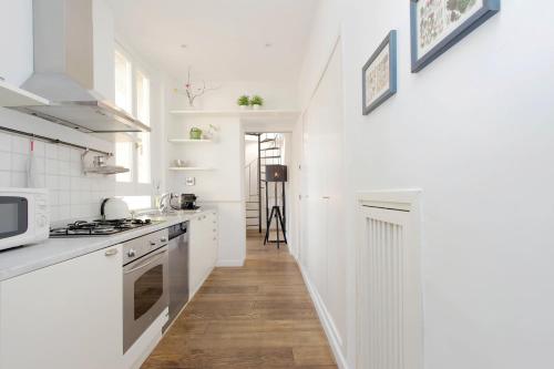 Colosseo Terrace Apartment, Rome (photo 6)
