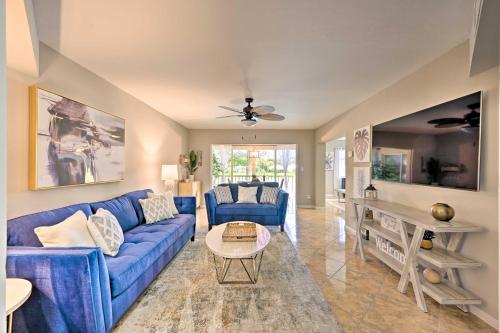 Naples Condo with Enclosed Balcony and Lake Views!, Naples (fotografie 2)